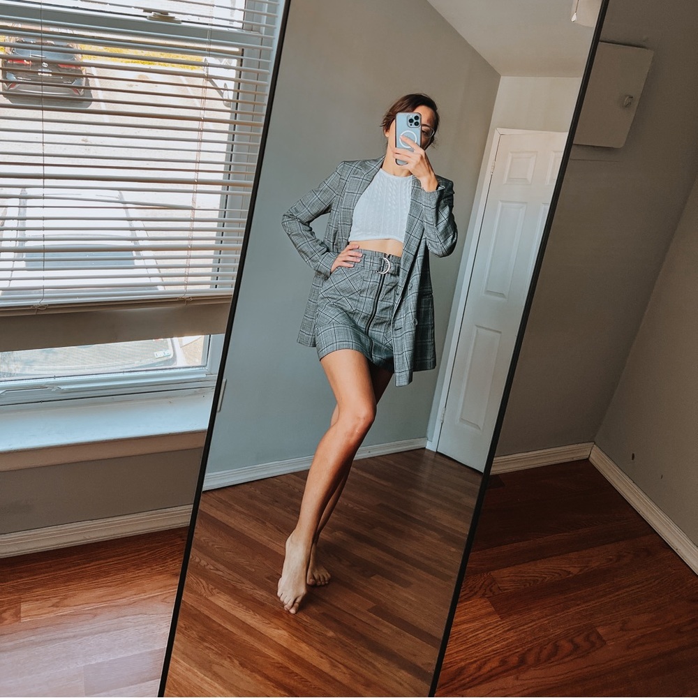 Suit, jacket and skirt, Grey Checkered Suit, size S